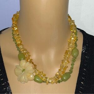 Vintage Double Strand Stone Chip & Flower Necklace 18” length